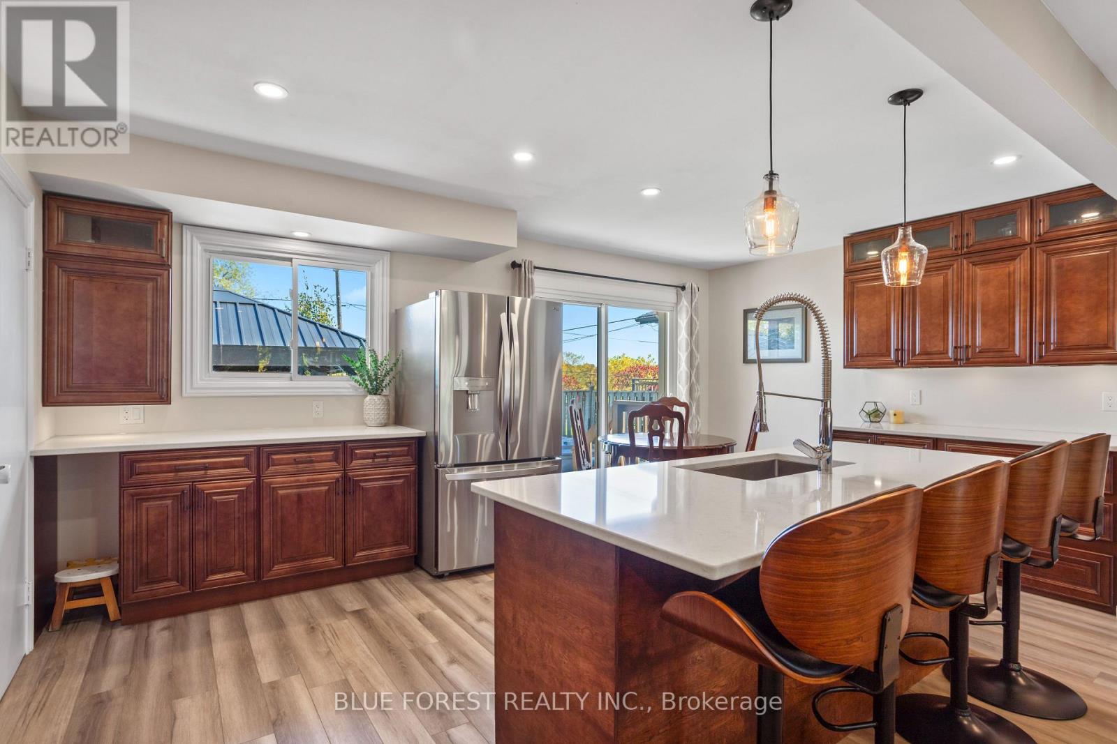 2 The Birches Place, London South (South T), Ontario  N5Z 4G2 - Photo 8 - X12589666