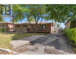 2 THE BIRCHES PLACE, London South, Ontario