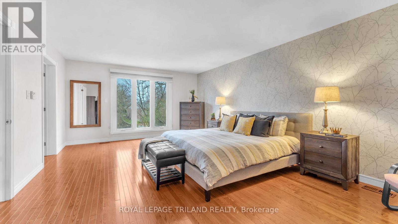 924 Farnham Road, London South, Ontario  N6K 1S1 - Photo 22 - X12589784