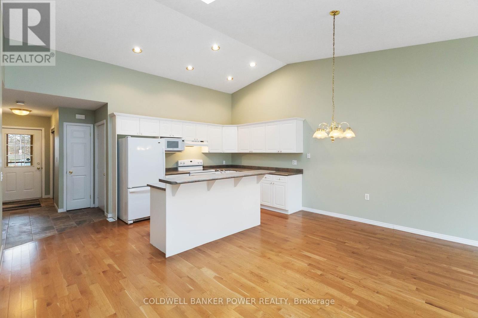 23 - 680 Commissioners Road W, London South (South M), Ontario  N6K 4T8 - Photo 10 - X12589786