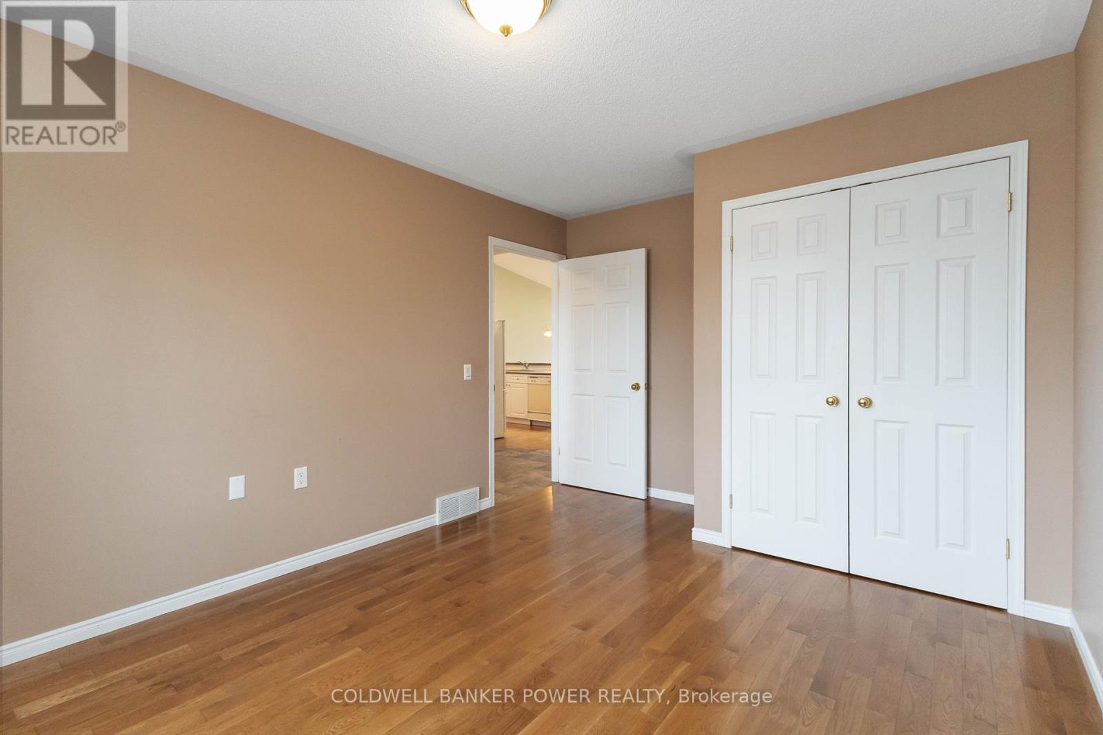 23 - 680 Commissioners Road W, London South (South M), Ontario  N6K 4T8 - Photo 26 - X12589786