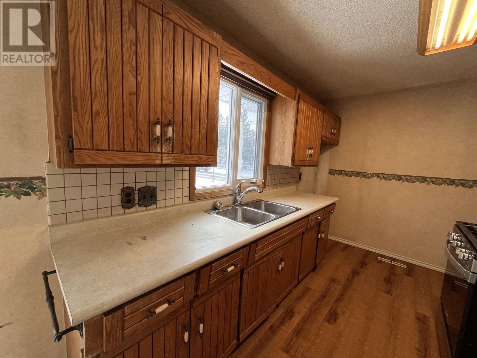 725 Second St W, Fort Frances, Ontario  P9A 2Z9 - Photo 6 - TB253585