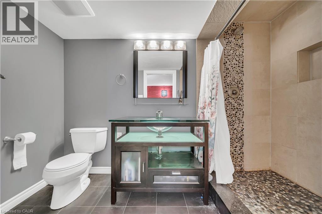 35 Templewood Drive, Kitchener, Ontario  N2R 1K9 - Photo 34 - 40791461