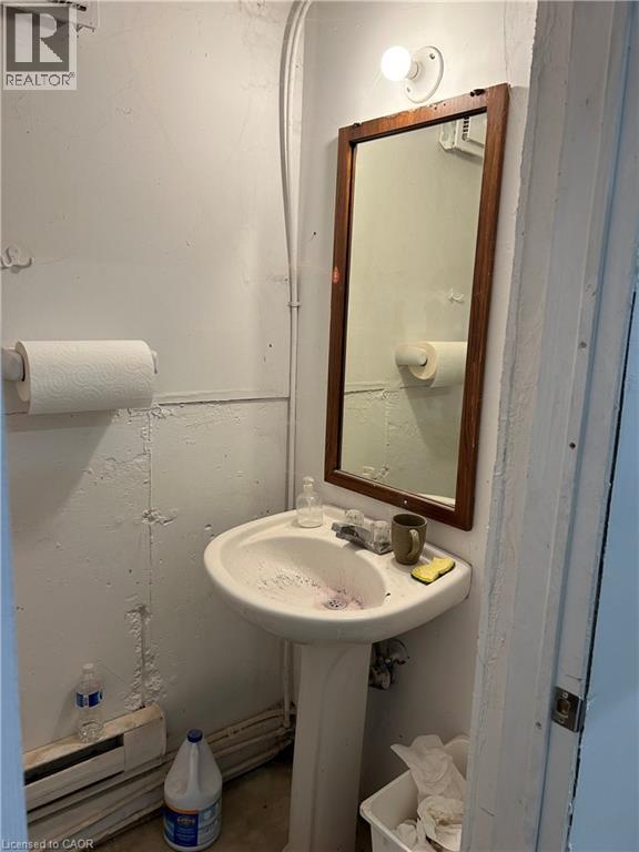 74 Breithaupt Street, Kitchener, Ontario  N2L 5G8 - Photo 8 - 40791445