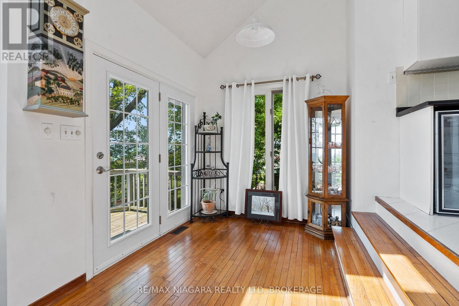 2944 North Shore Drive, Haldimand, Ontario  N0A 1K0 - Photo 13 - X12589752