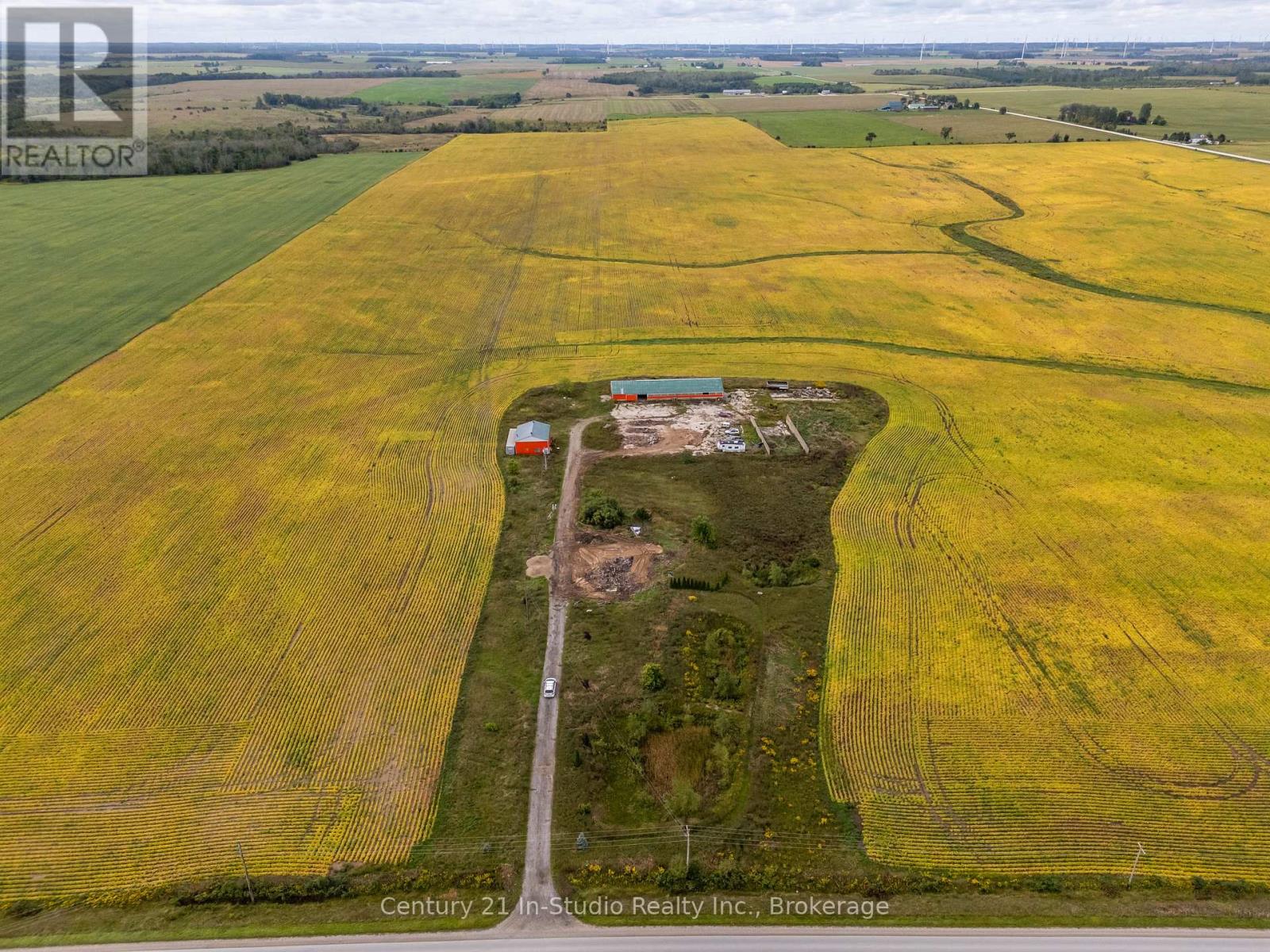 2231 Bruce Road 40, Saugeen Shores, Ontario  N0H 2C5 - Photo 2 - X12388649