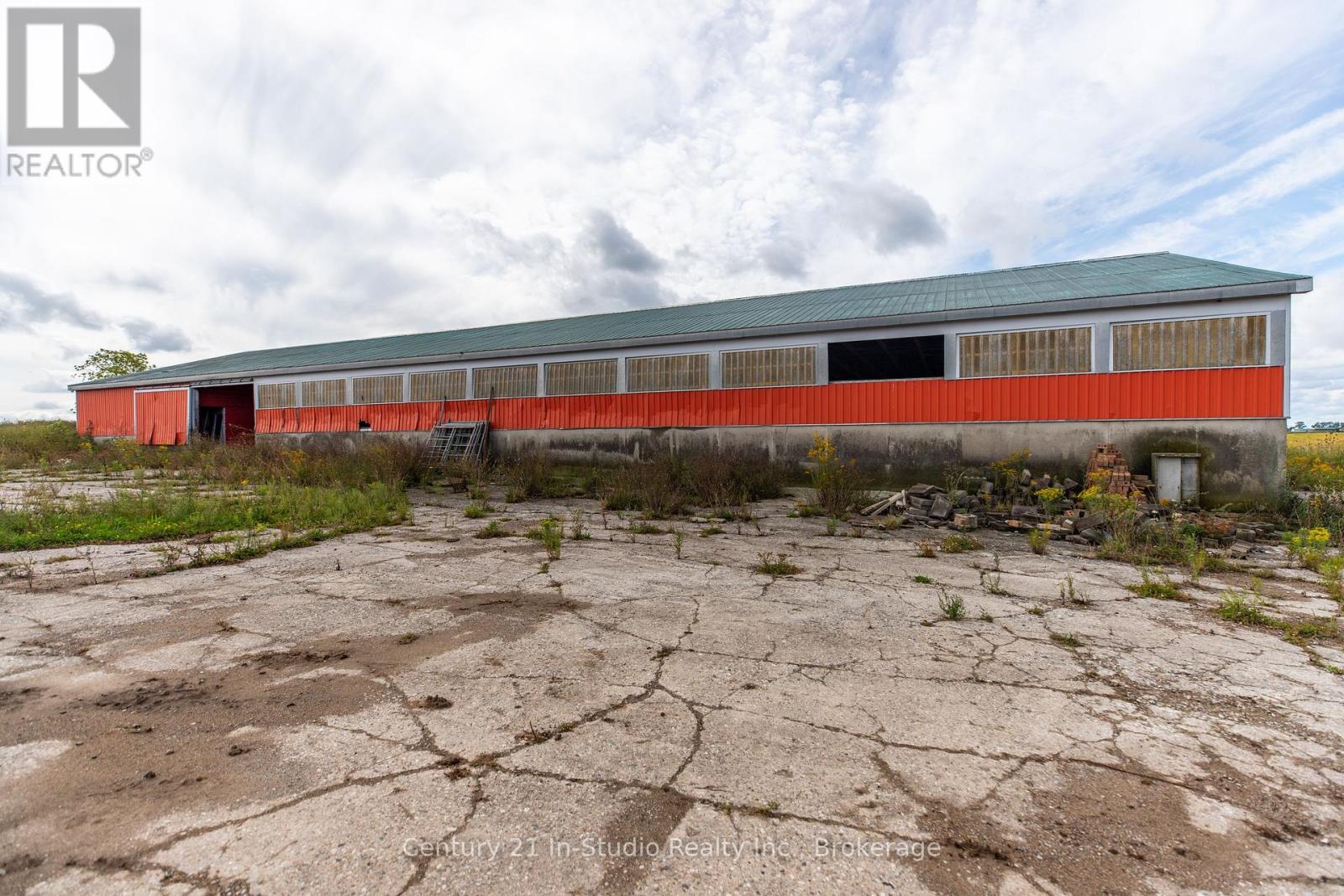 2231 Bruce Road 40, Saugeen Shores, Ontario  N0H 2C5 - Photo 24 - X12388649