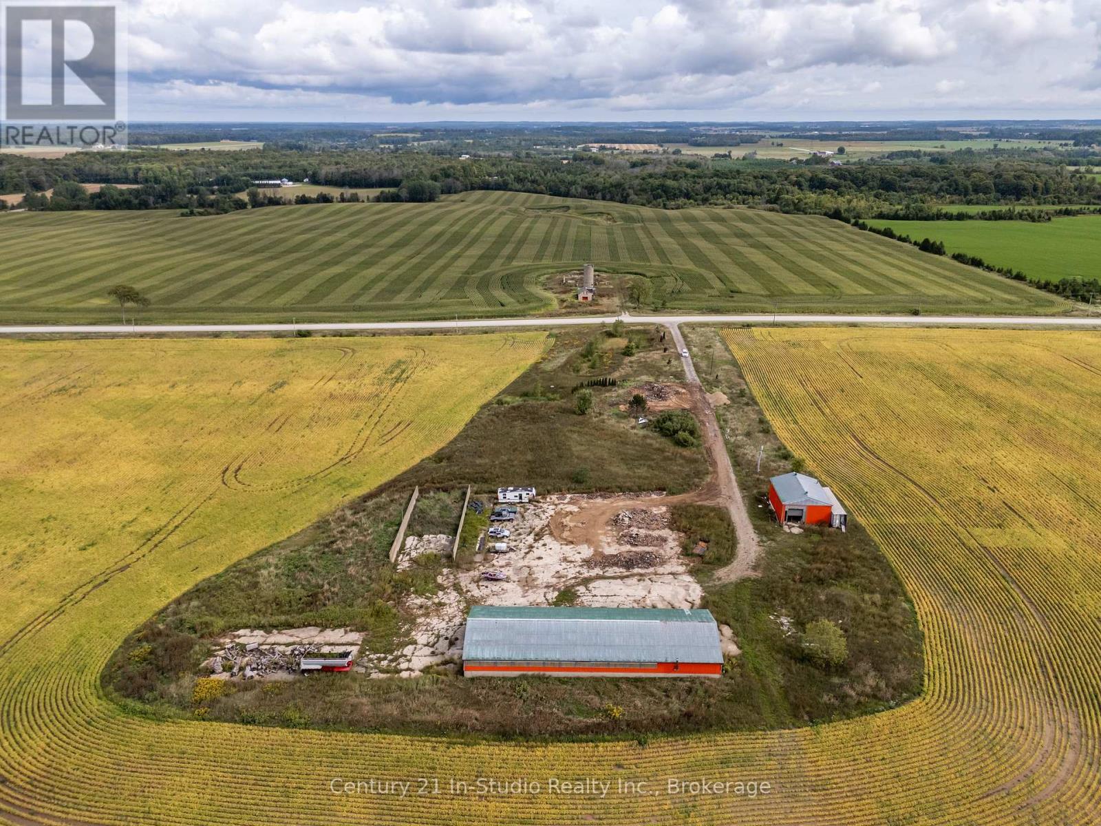 2231 Bruce Road 40, Saugeen Shores, Ontario  N0H 2C5 - Photo 9 - X12388649