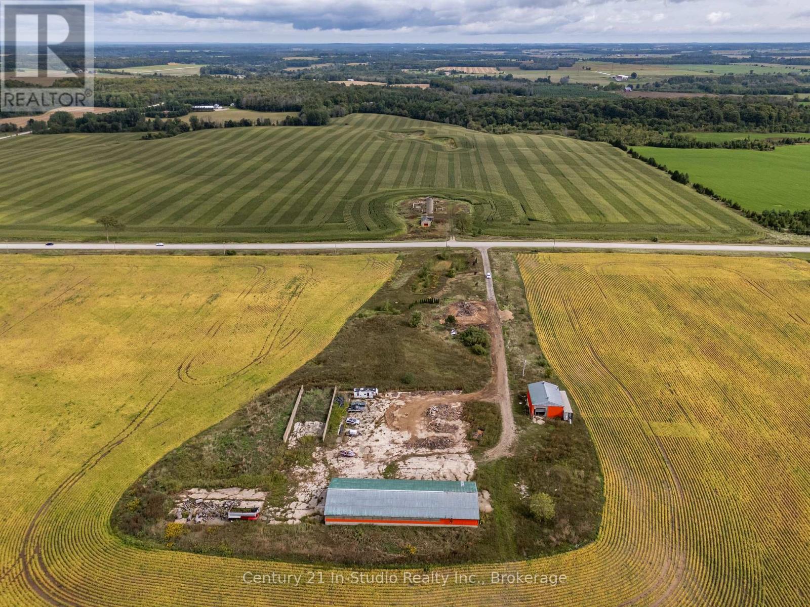 2231 Bruce Road 40, Saugeen Shores, Ontario  N0H 2C5 - Photo 8 - X12388649