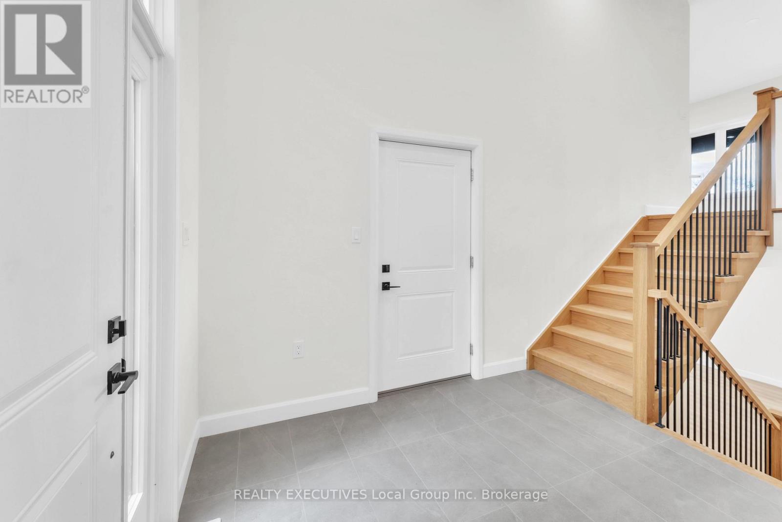 101 Tower Drive, North Bay, Ontario  P1C 0A4 - Photo 5 - X12512576