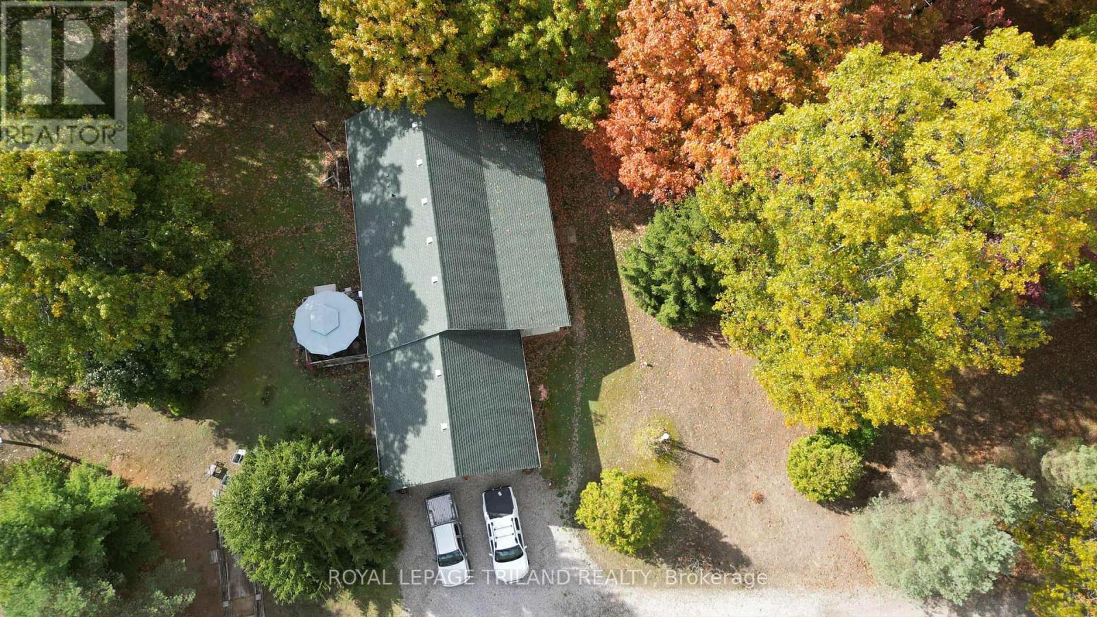 9909 Northville Crescent, Lambton Shores, Ontario  N0M 2N0 - Photo 39 - X12556264