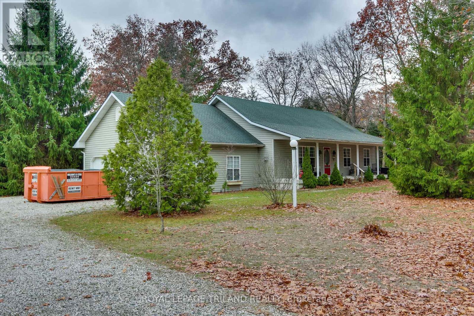 9909 Northville Crescent, Lambton Shores, Ontario  N0M 2N0 - Photo 41 - X12556264