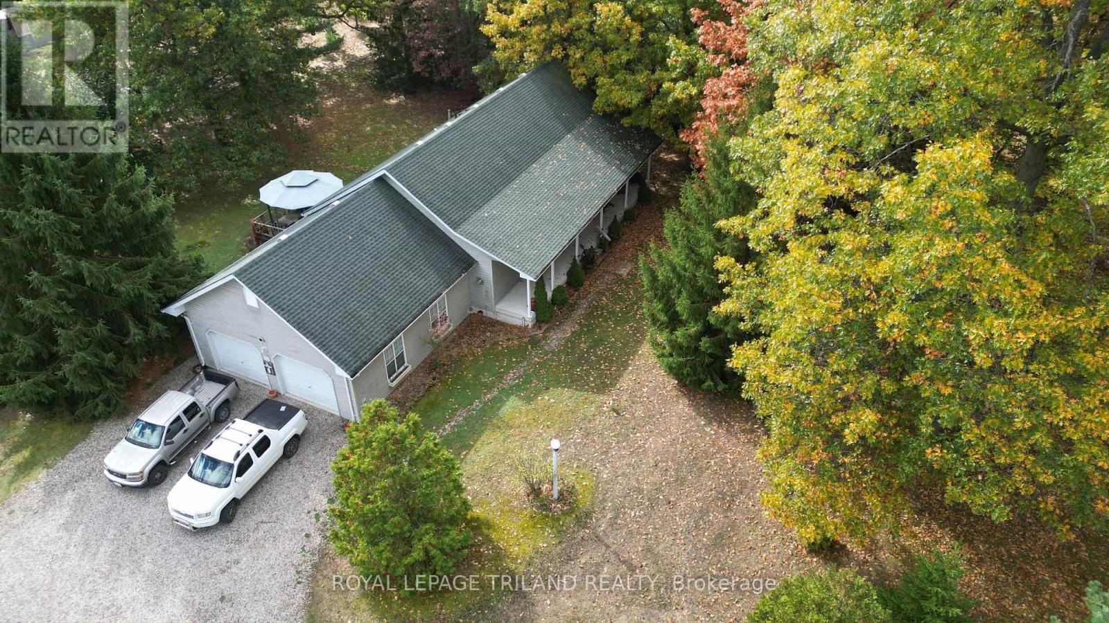 9909 Northville Crescent, Lambton Shores, Ontario  N0M 2N0 - Photo 40 - X12556264