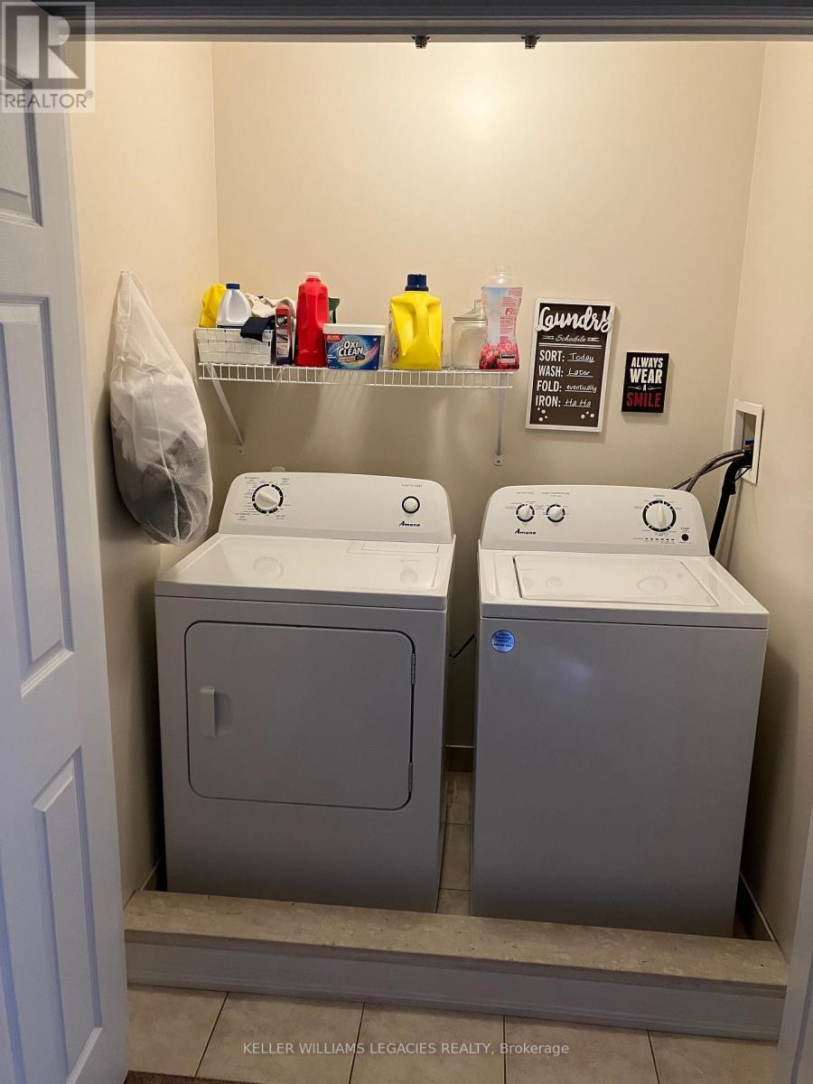 80 Evanwood Crescent, Brampton, Ontario  L6X 0P7 - Photo 11 - W12531304