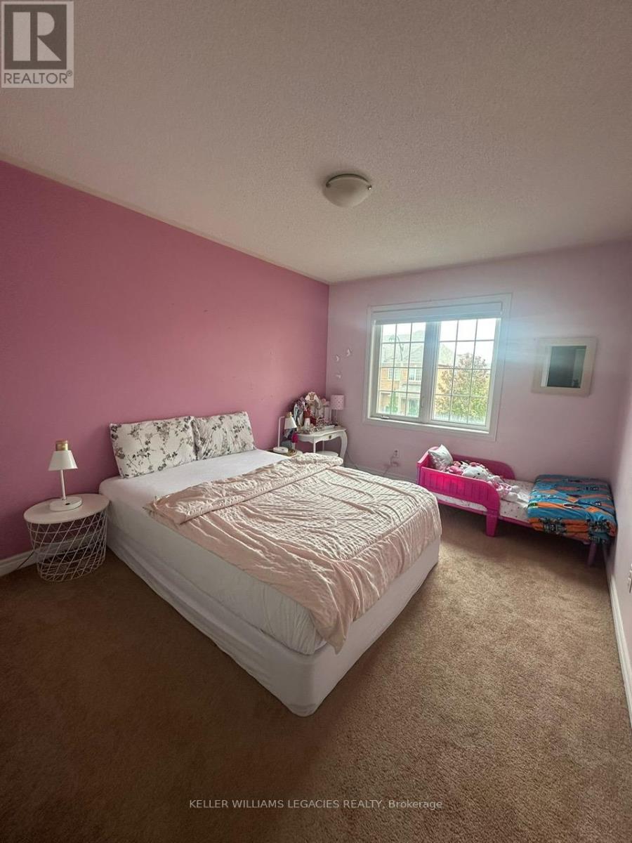 80 Evanwood Crescent, Brampton, Ontario  L6X 0P7 - Photo 12 - W12531304