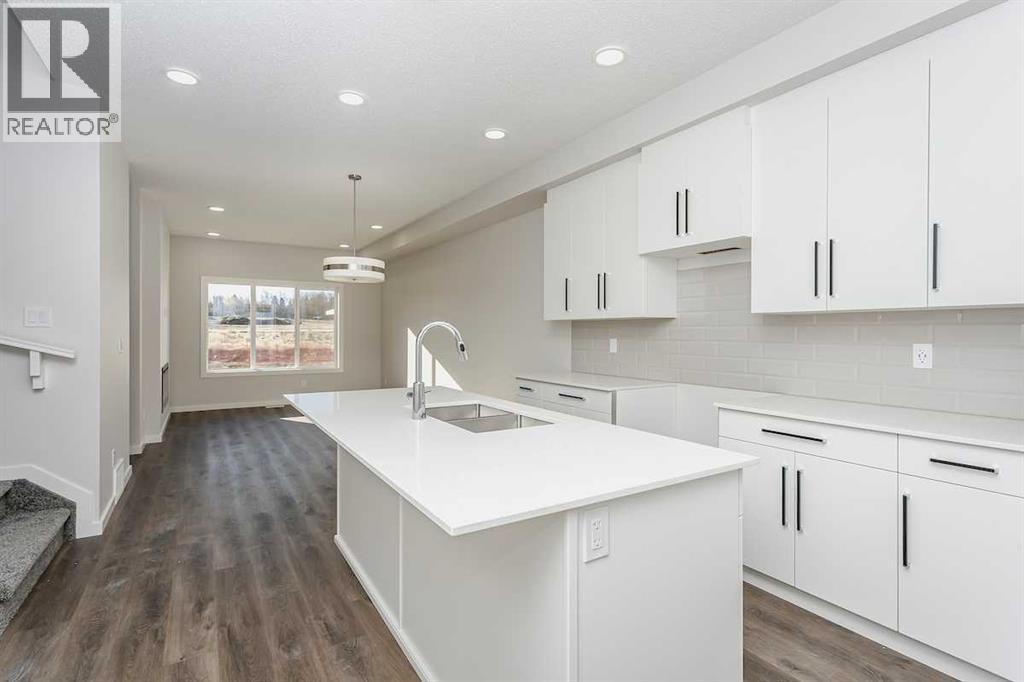 147 Lincoln Crescent, Rural Red Deer County, Alberta  T4E 3E5 - Photo 3 - A2270235