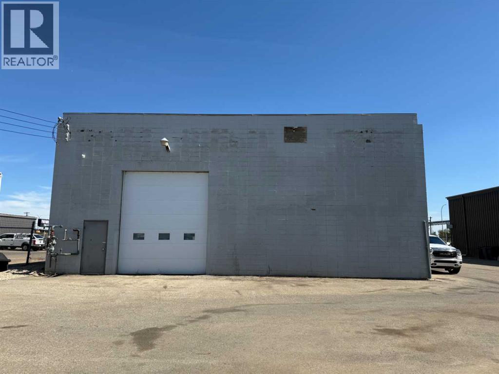 9036 108 Street, Grande Prairie, Alberta  T8V 4C8 - Photo 10 - A2246029