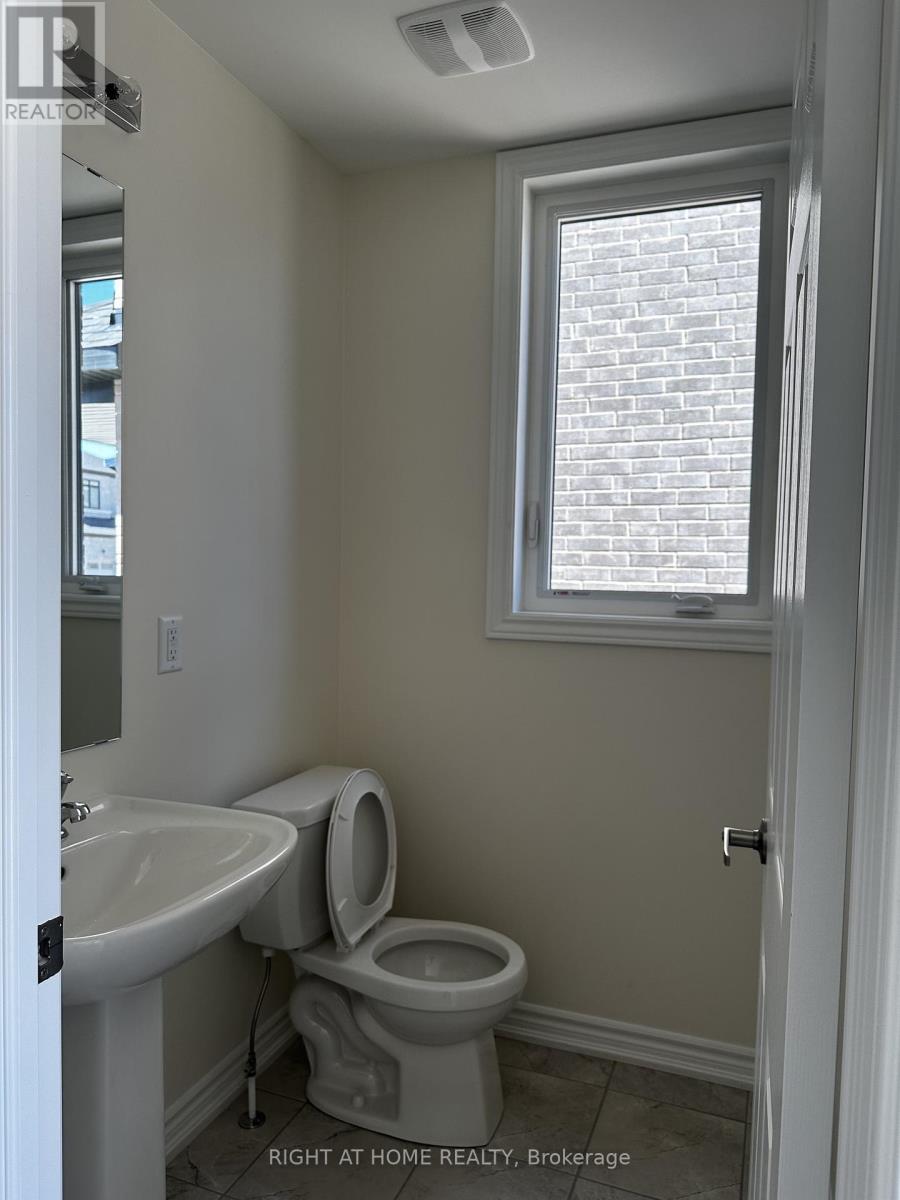 1174 Wilmington Avenue, Oshawa, Ontario  L1H 8L7 - Photo 11 - E12589810