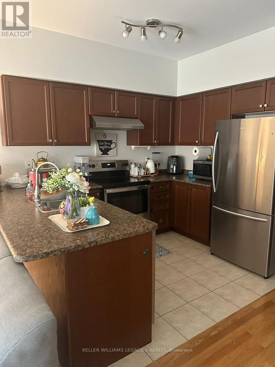 80 Evanwood Crescent, Brampton, Ontario  L6X 0P7 - Photo 6 - W12531304