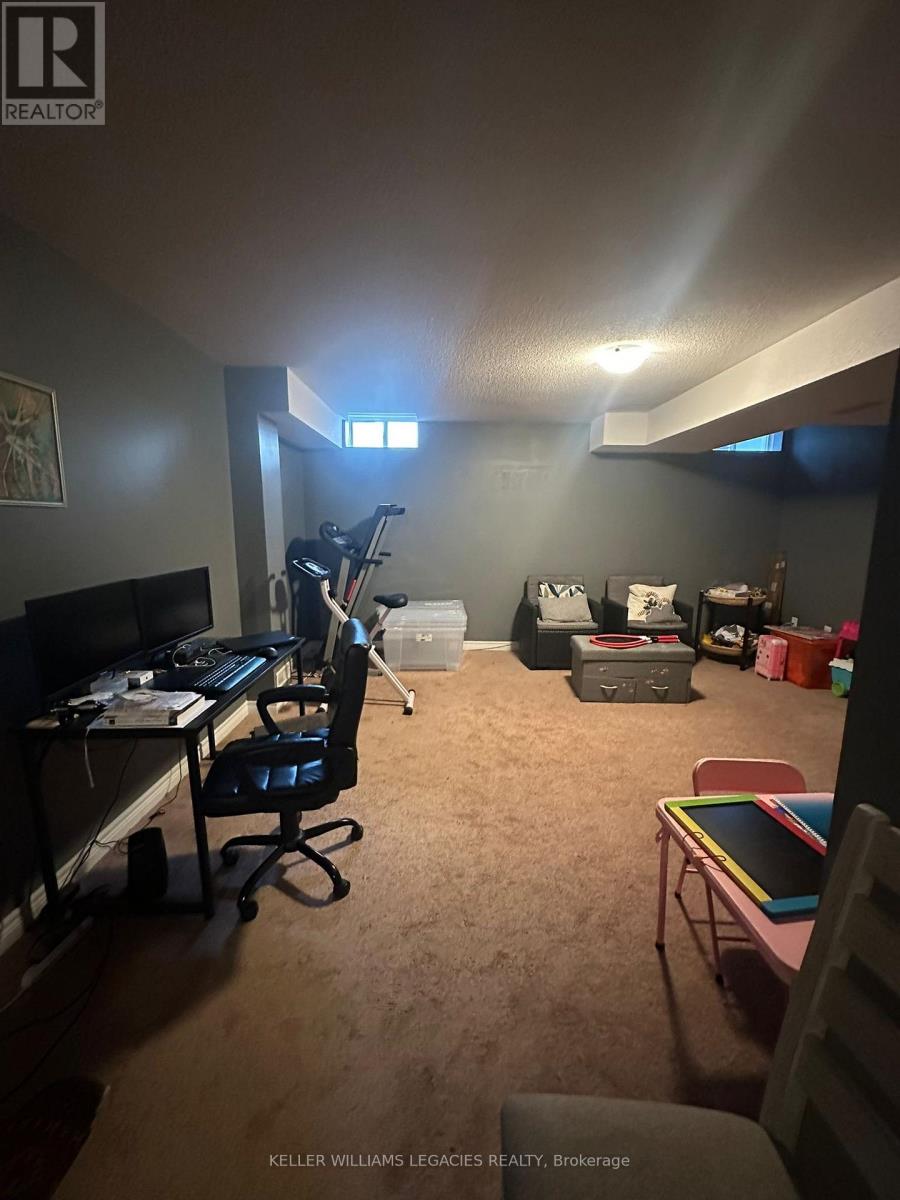 80 Evanwood Crescent, Brampton, Ontario  L6X 0P7 - Photo 20 - W12531304