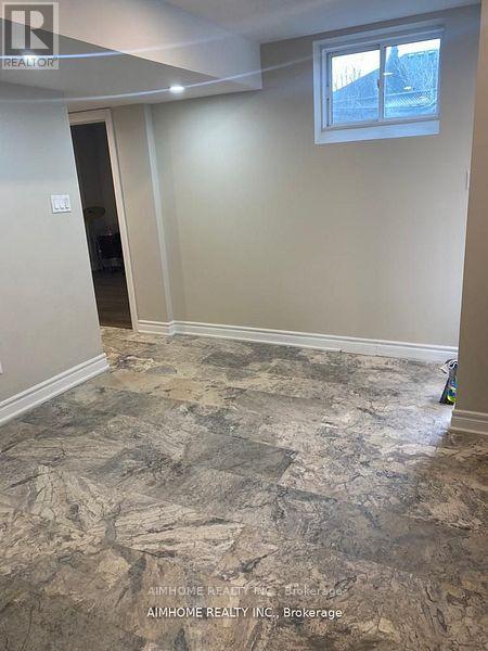 14 Tim Jacobs Drive, Georgina, Ontario  L4P 0G5 - Photo 10 - N12589688