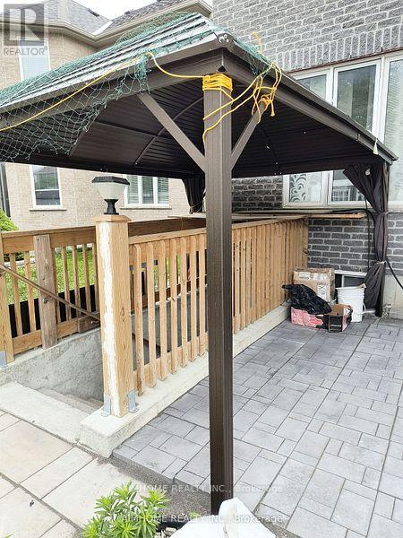 14 Tim Jacobs Drive, Georgina, Ontario  L4P 0G5 - Photo 5 - N12589688