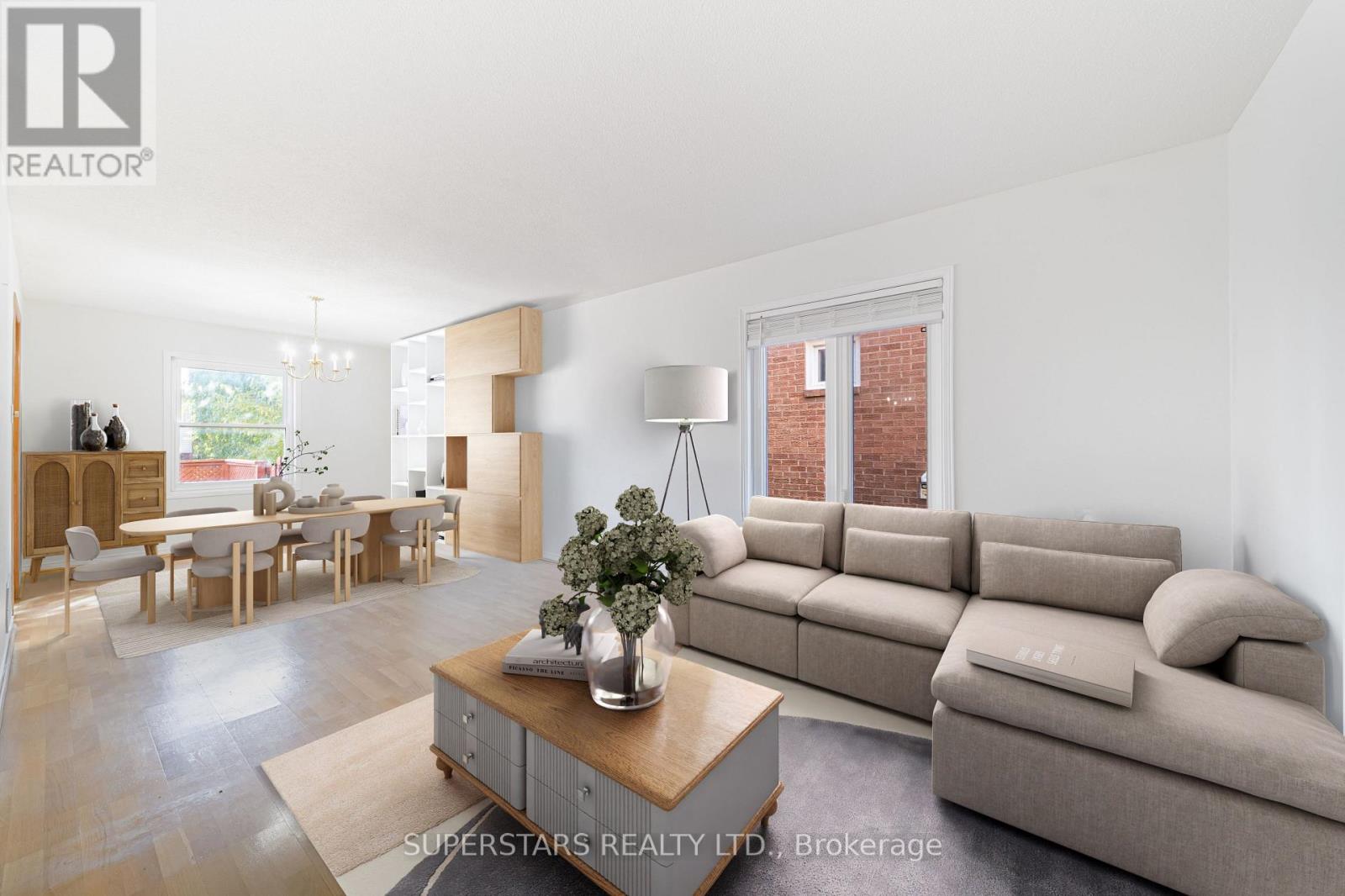 19 Justus Drive, Richmond Hill, Ontario  L4C 9Z4 - Photo 5 - N12589748