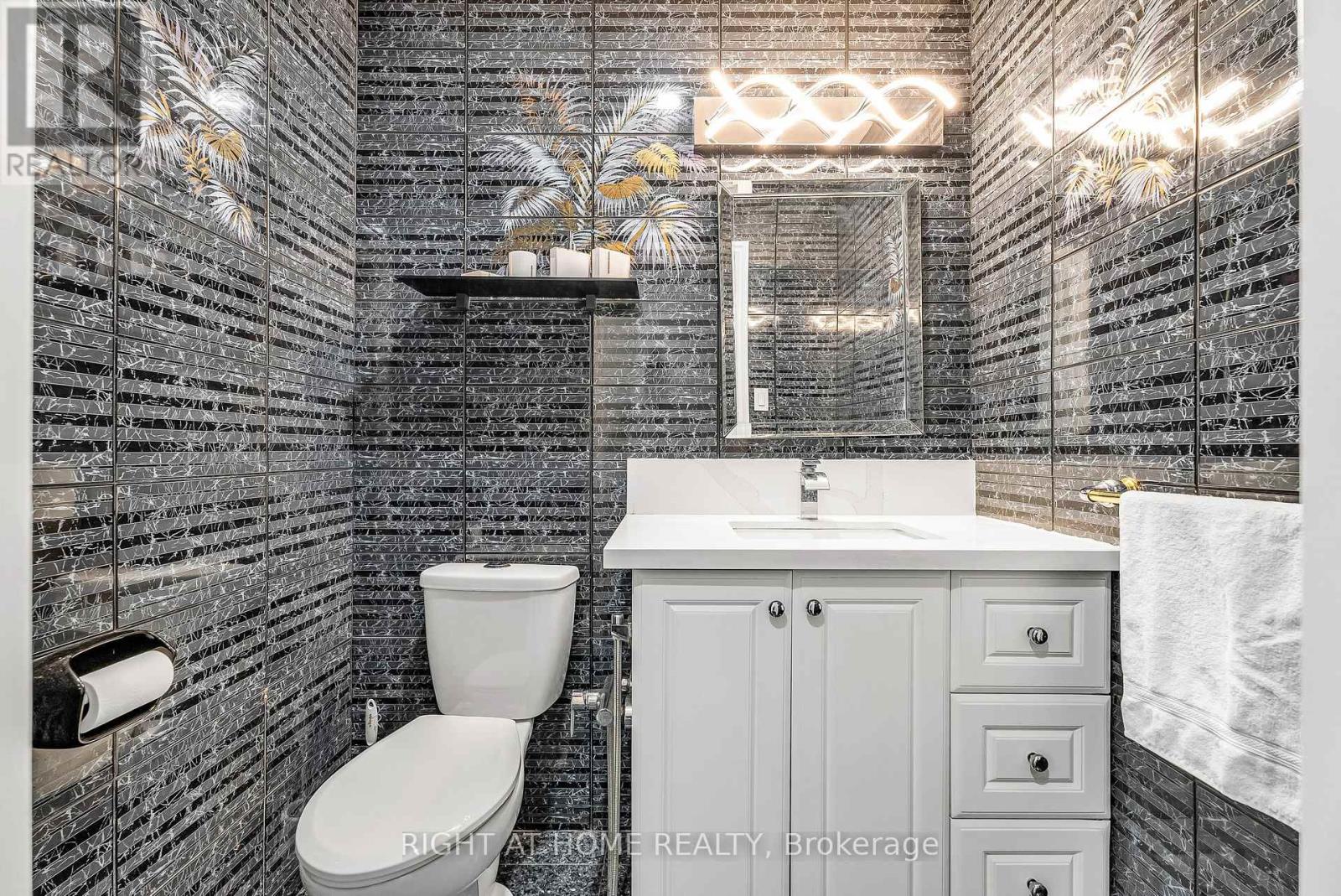 373 Firglen Ridge W, Vaughan, Ontario  L4L 1N6 - Photo 15 - N12589830