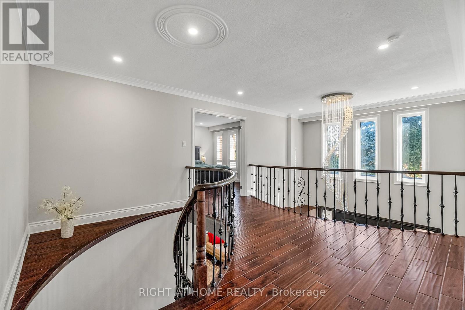 373 Firglen Ridge W, Vaughan, Ontario  L4L 1N6 - Photo 16 - N12589830