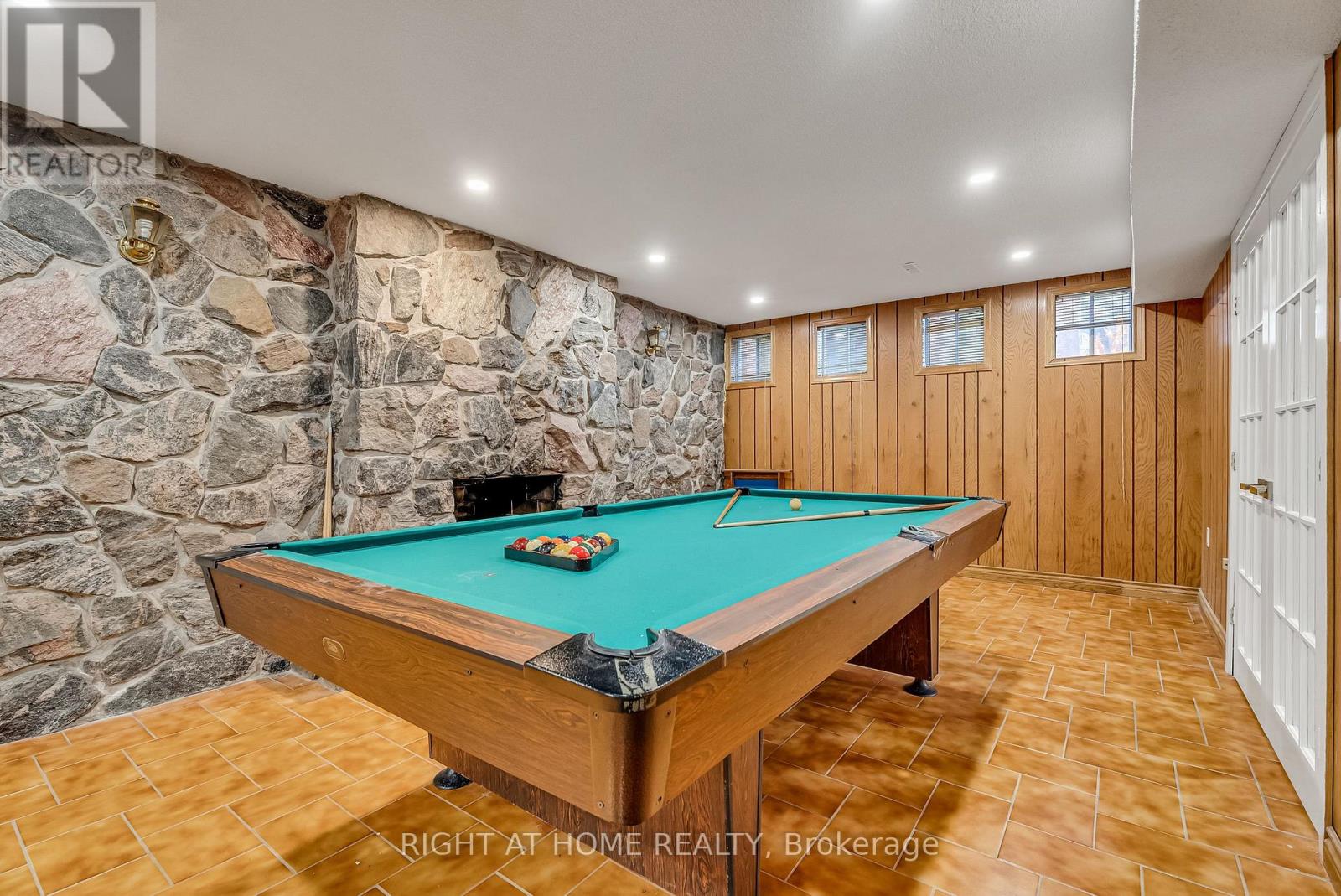 373 Firglen Ridge W, Vaughan, Ontario  L4L 1N6 - Photo 28 - N12589830