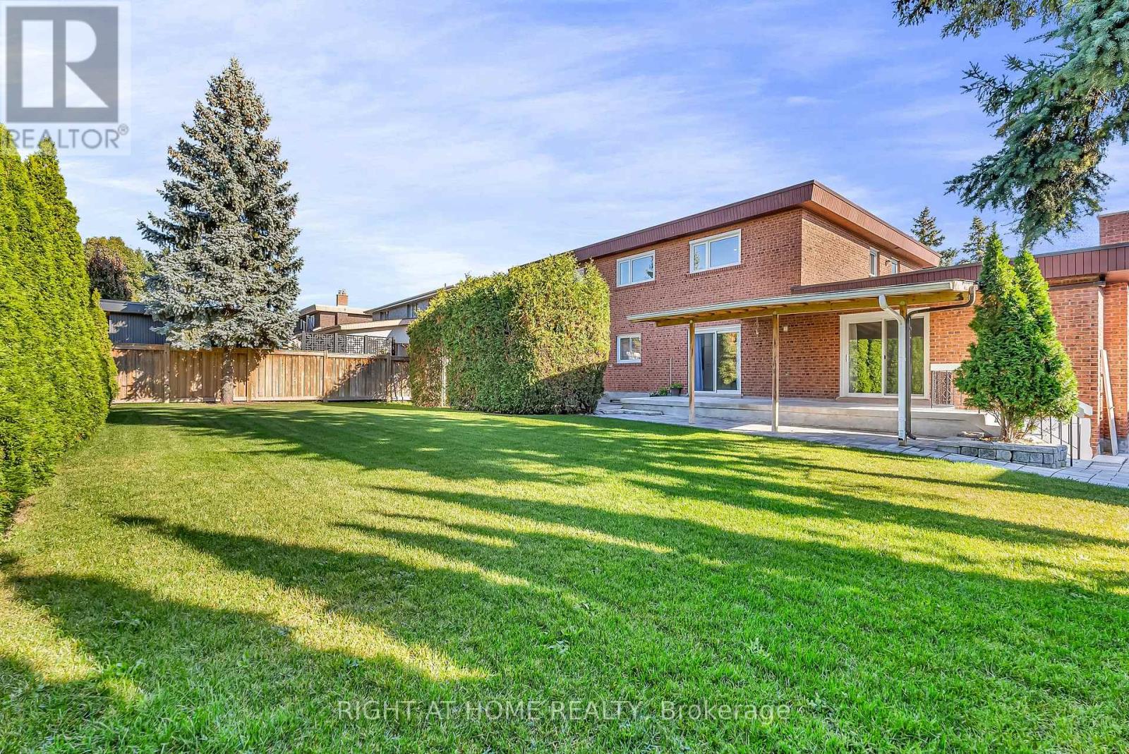 373 Firglen Ridge W, Vaughan, Ontario  L4L 1N6 - Photo 36 - N12589830