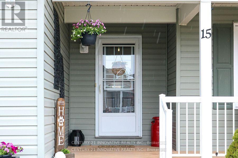 15 Ainsworth Drive, Ramara, Ontario  L3V 8J9 - Photo 3 - S12589768