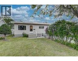 9513 105 Avenue Hillside