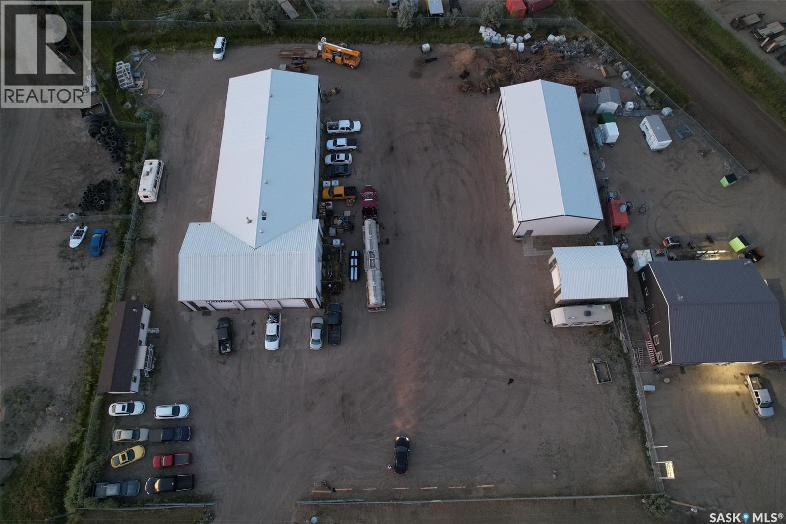 83-85 Escana Street, Estevan, Saskatchewan  S4A 0X1 - Photo 4 - SK025002