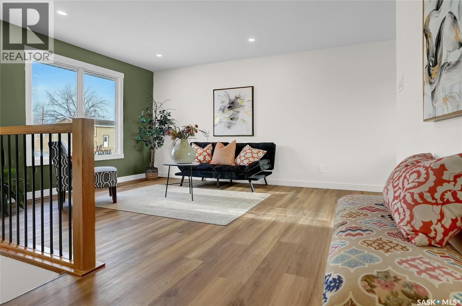 1543 Stadacona Street W, Moose Jaw, Saskatchewan  S6H 6S3 - Photo 7 - SK024932