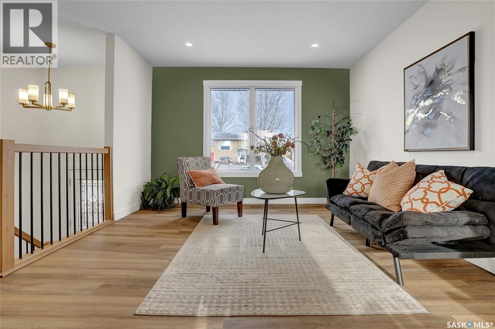 1543 Stadacona Street W, Moose Jaw, Saskatchewan  S6H 6S3 - Photo 8 - SK024932