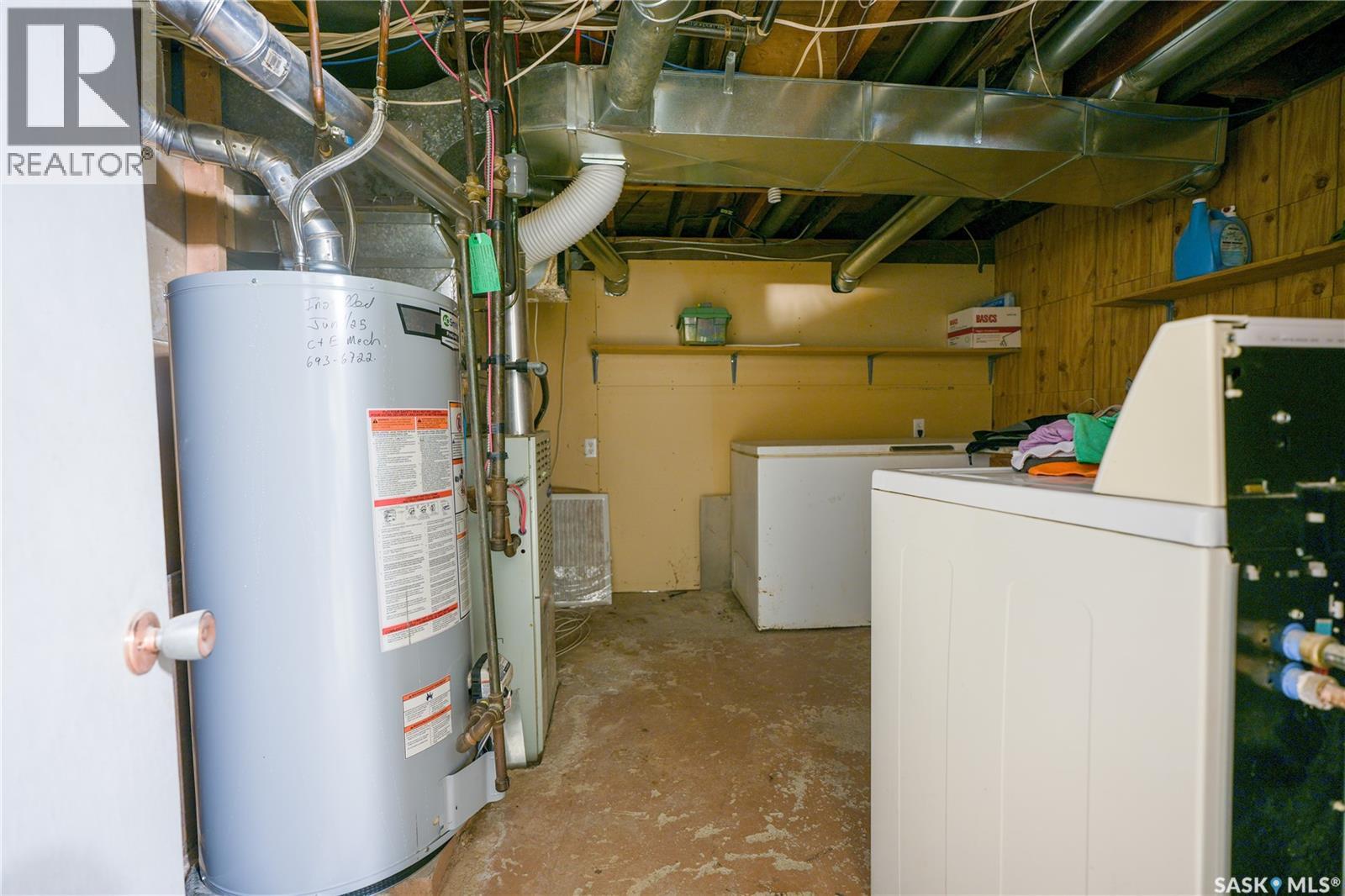 1126 Iroquois Street W, Moose Jaw, Saskatchewan  S6H 5B9 - Photo 43 - SK024808