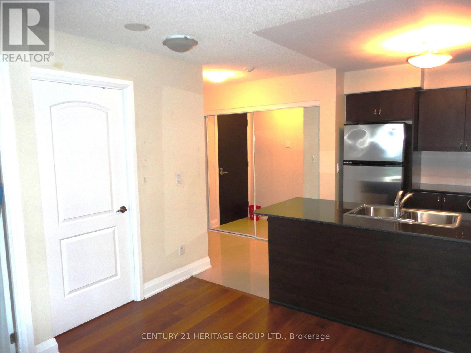 1201 - 30 North Park Road, Vaughan, Ontario  L4J 0G6 - Photo 6 - N12589406