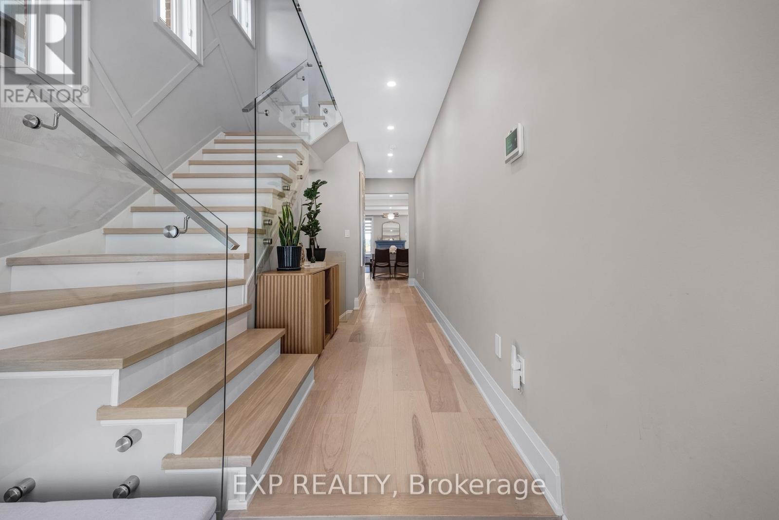 169 Bawden Drive, Richmond Hill, Ontario  L4S 0M2 - Photo 5 - N12589422