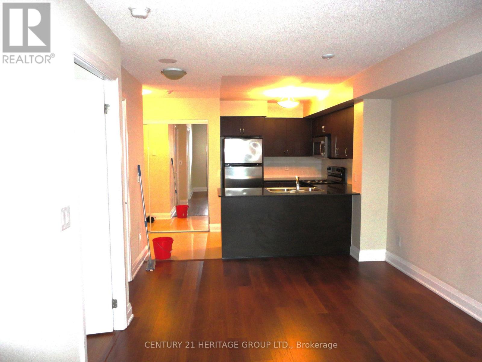 1201 - 30 North Park Road, Vaughan, Ontario  L4J 0G6 - Photo 7 - N12589406