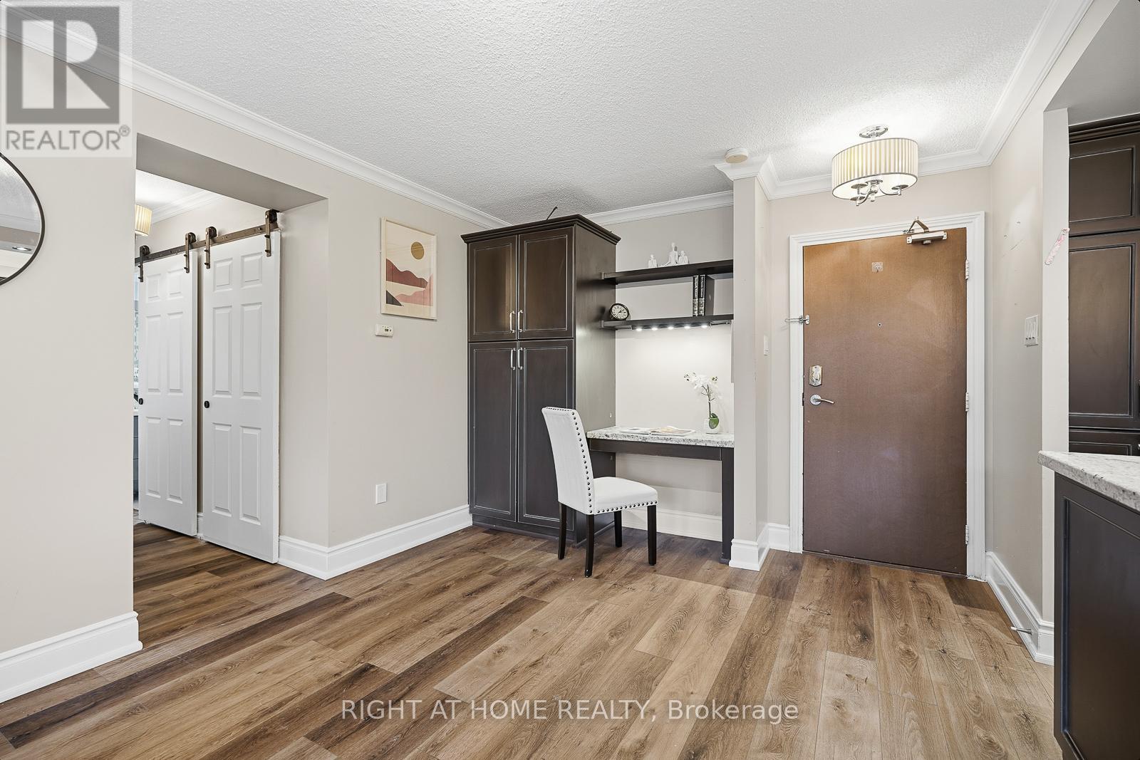 206 - 135 Marlee Avenue, Toronto, Ontario  M6B 4C6 - Photo 11 - W12589660