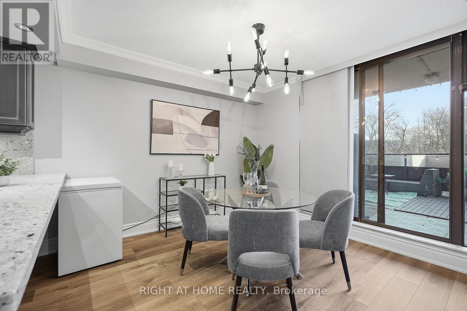 206 - 135 Marlee Avenue, Toronto, Ontario  M6B 4C6 - Photo 14 - W12589660