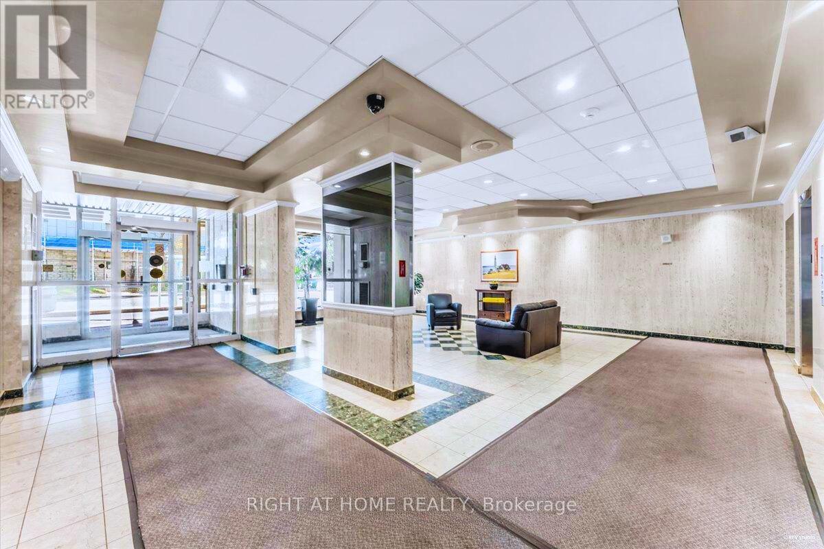 206 - 135 Marlee Avenue, Toronto, Ontario  M6B 4C6 - Photo 2 - W12589660