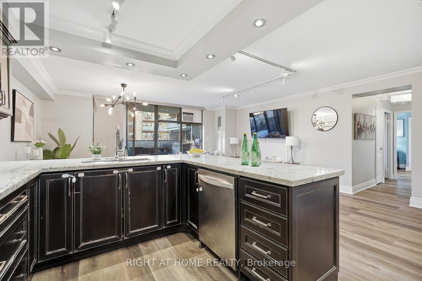 206 - 135 Marlee Avenue, Toronto, Ontario  M6B 4C6 - Photo 21 - W12589660