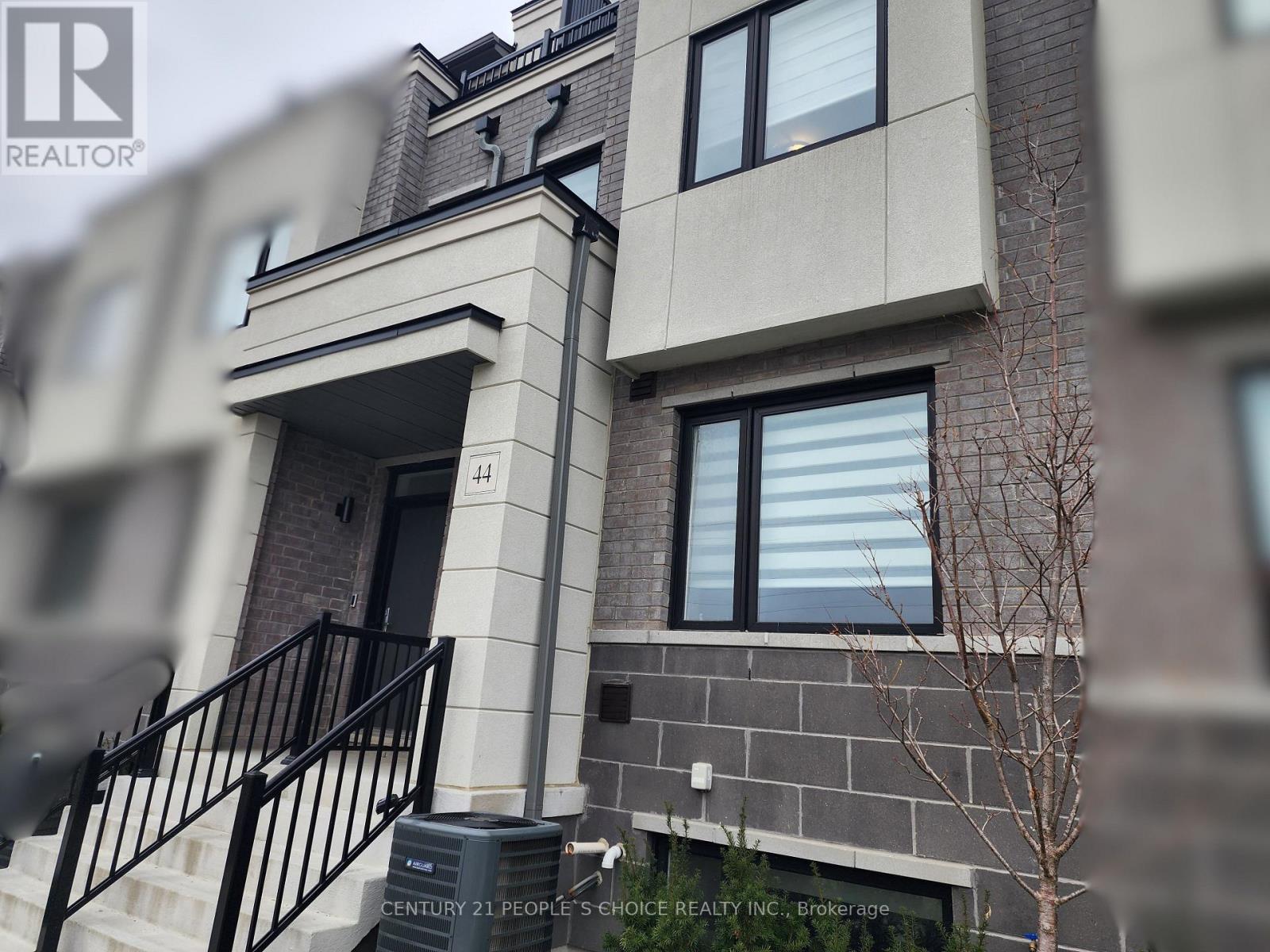 44 Lambert Lane, Caledon (Bolton East), Ontario  L7E 4M4 - Photo 2 - W12589682