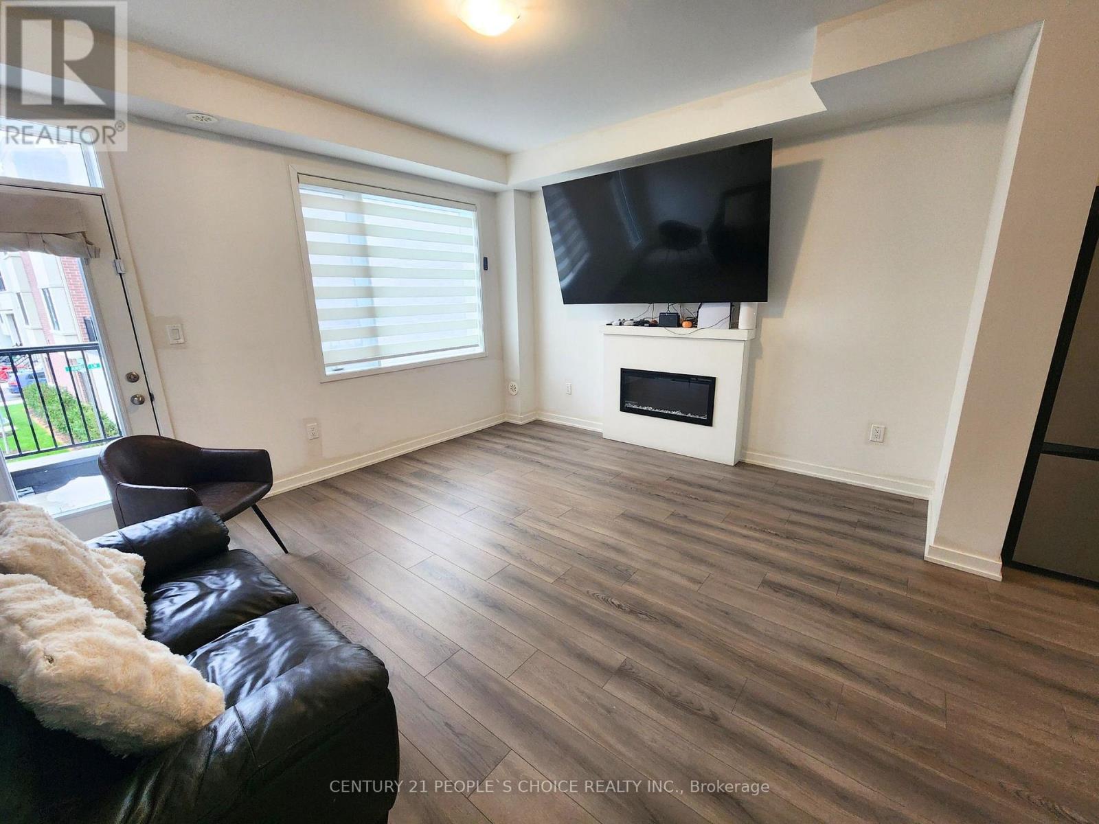 44 Lambert Lane, Caledon (Bolton East), Ontario  L7E 4M4 - Photo 8 - W12589682