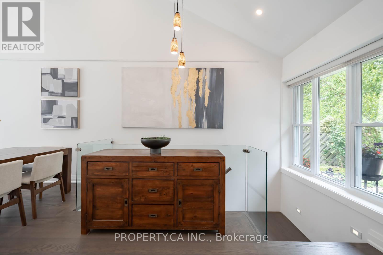 1533 Rometown Drive, Mississauga, Ontario  L5E 2T8 - Photo 23 - W12589692