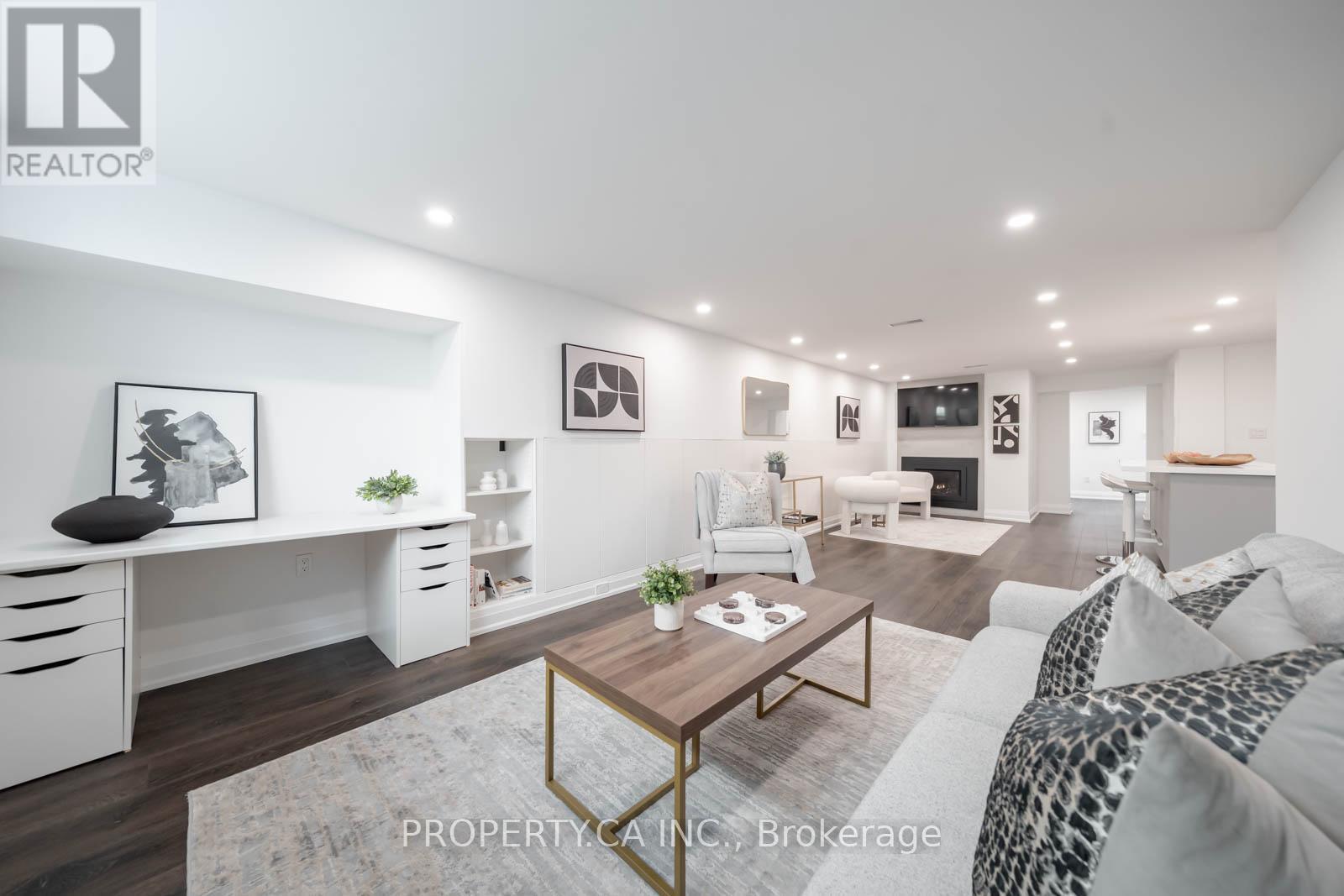 1533 Rometown Drive, Mississauga, Ontario  L5E 2T8 - Photo 32 - W12589692