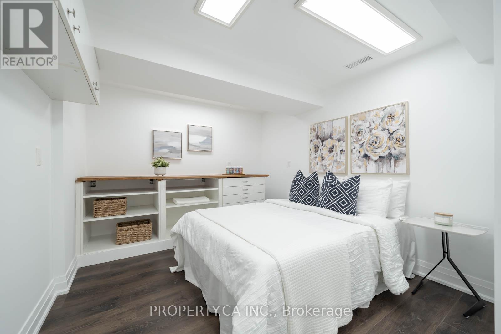 1533 Rometown Drive, Mississauga, Ontario  L5E 2T8 - Photo 38 - W12589692