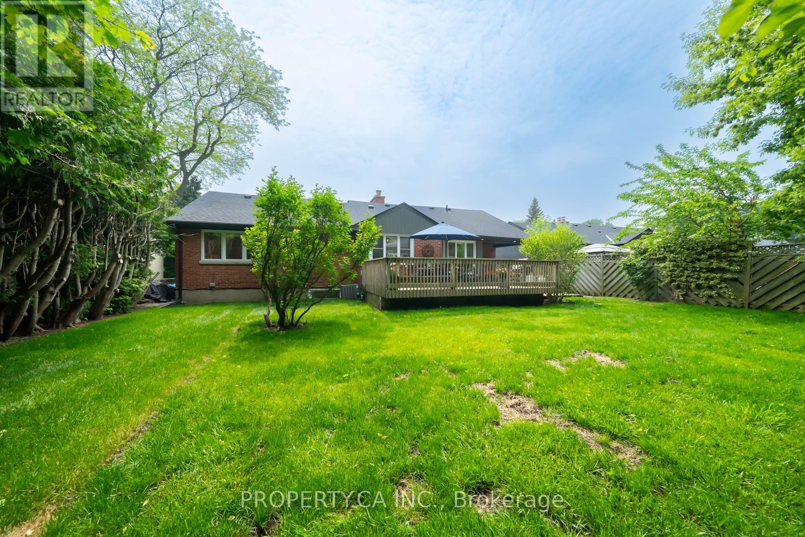 1533 Rometown Drive, Mississauga, Ontario  L5E 2T8 - Photo 42 - W12589692